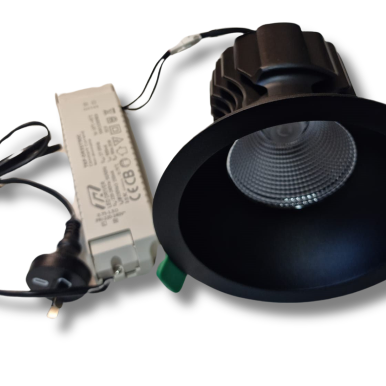 1 BRAND NEW 35W LED DOWNLIGHT Black w_ PLUGS